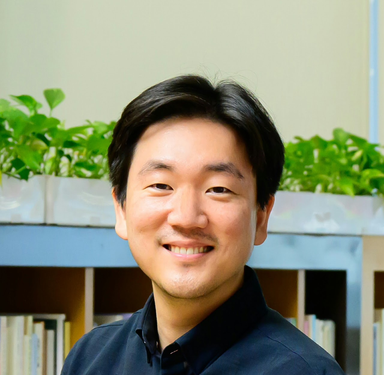 Duk-Hyun Choe
